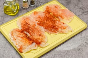 Куриные рулетики в беконе Куриные рулетики в беконе