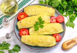 Кабачки с чесноком и фаршем Кабачки с чесноком и фаршем